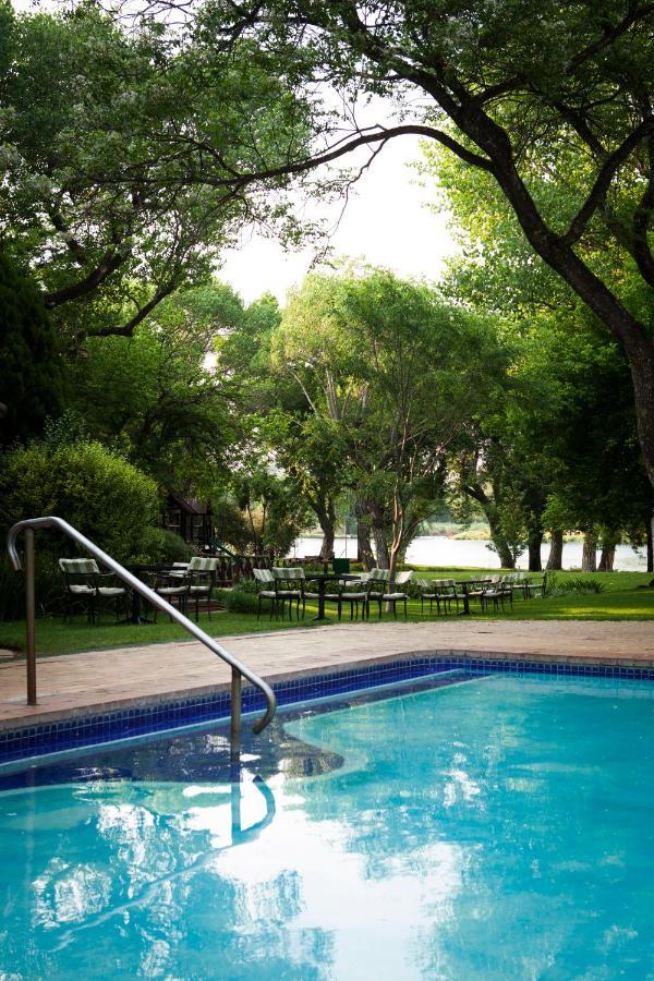 Riverside Sun Vanderbijlpark Eksteriør bilde